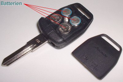 Audi IR-Schlüssel offen mit Batterien